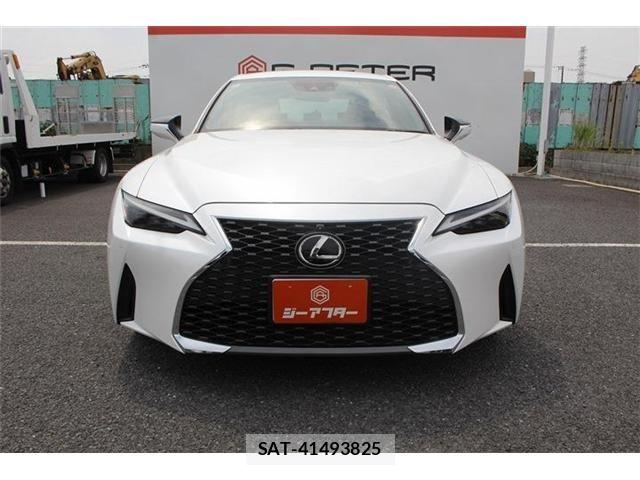 Lexus IS 2020-12 8627467-8
