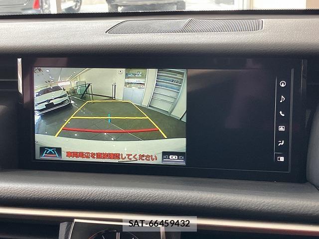 Lexus IS 2019-08 8659916-3