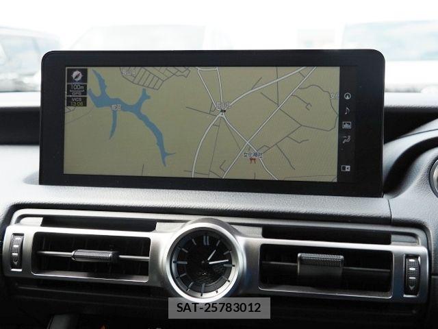 Lexus IS 2021-03 8743402-16