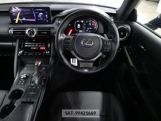 Lexus IS 2021-04 8743401-9