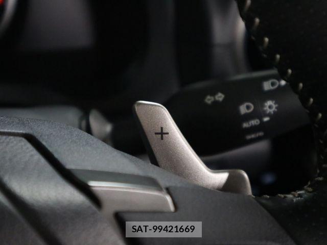 Lexus IS 2021-04 8743401-21