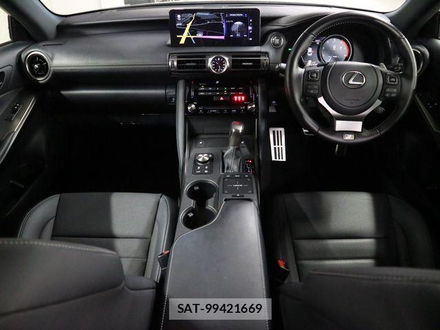 Lexus IS 2021-04 8743401-2