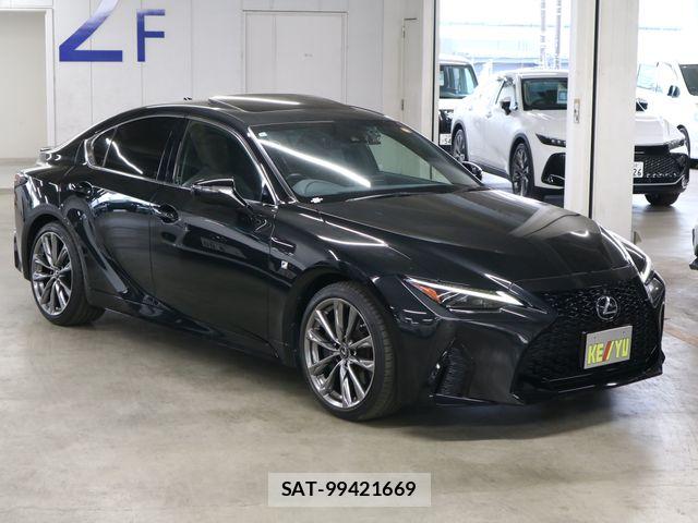 Lexus IS 2021-04 8743401-3
