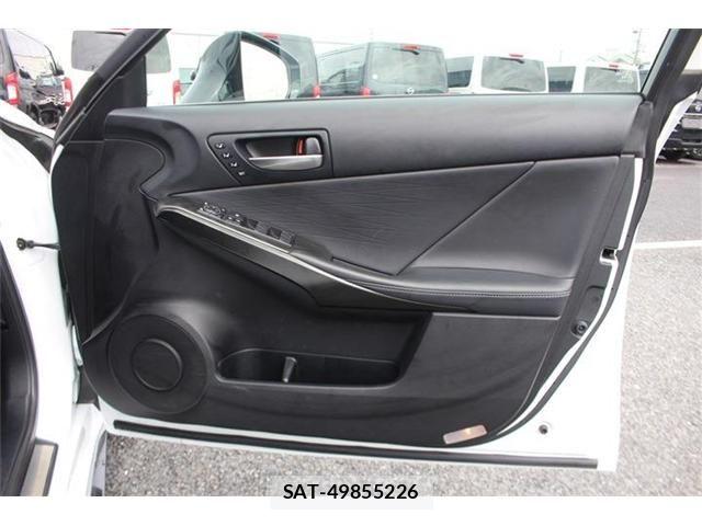 Lexus IS 2020-11 8871343-18