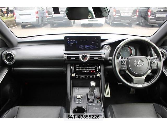 Lexus IS 2020-11 8871343-21