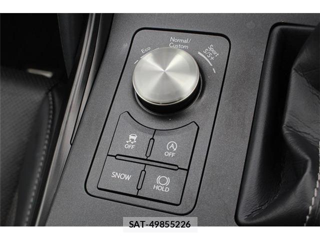 Lexus IS 2020-11 8871343-27