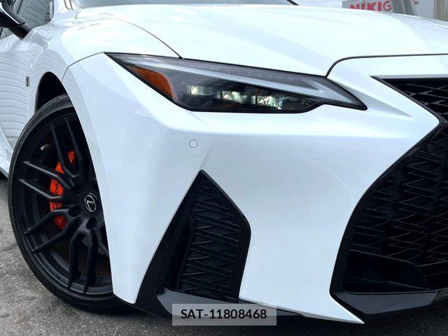 Lexus IS 2022-07 8871340-18