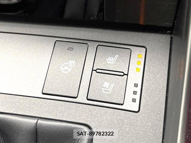 Lexus IS 2020-12 639611-9