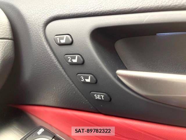 Lexus IS 2020-12 639611-10