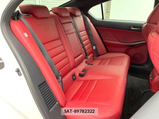 Lexus IS 2020-12 639611-11