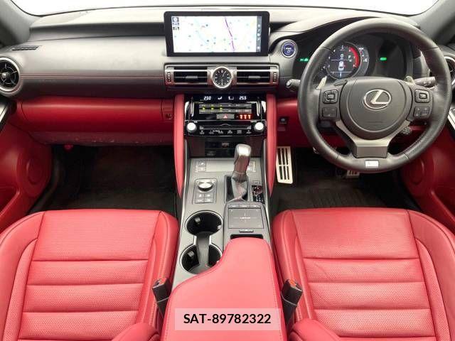 Lexus IS 2020-12 639611-1
