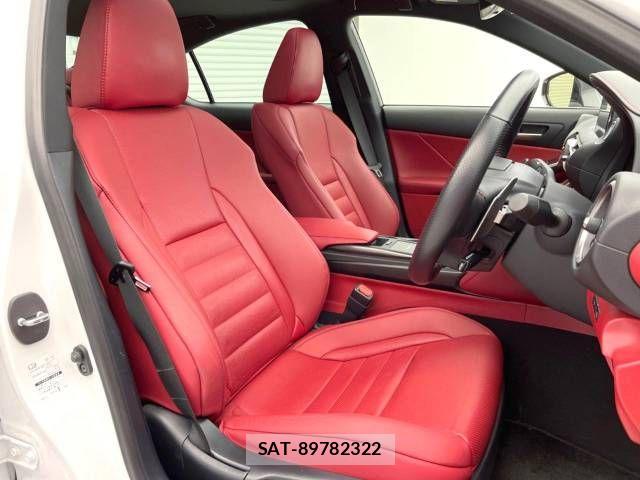 Lexus IS 2020-12 639611-8
