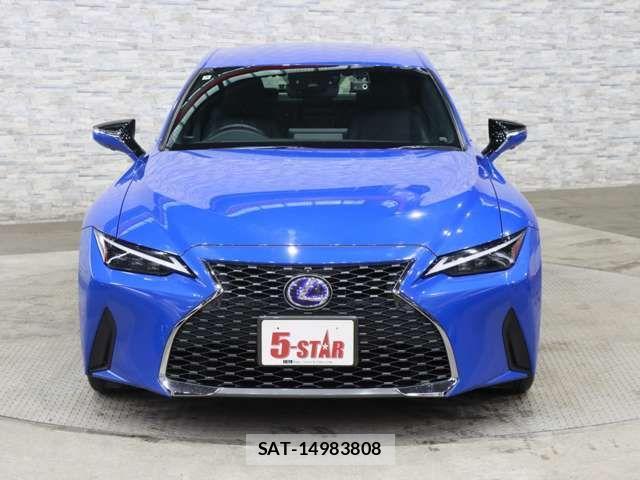Lexus IS 2022-03 1165130-10