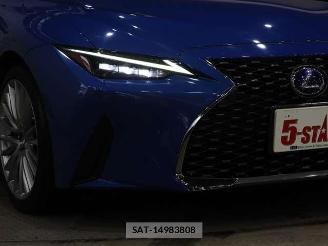 Lexus IS 2022-03 1165130-14