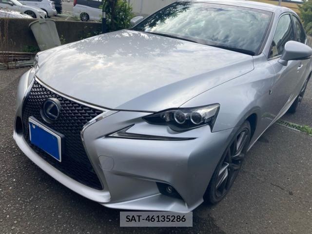 Lexus IS 2014-11 1338601-2