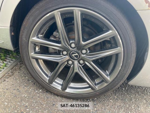 Lexus IS 2014-11 1338601-5