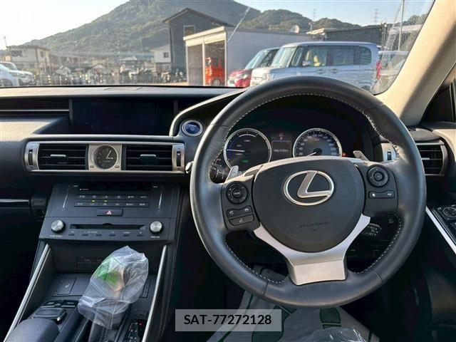 Lexus IS 2014-10 1413218-17