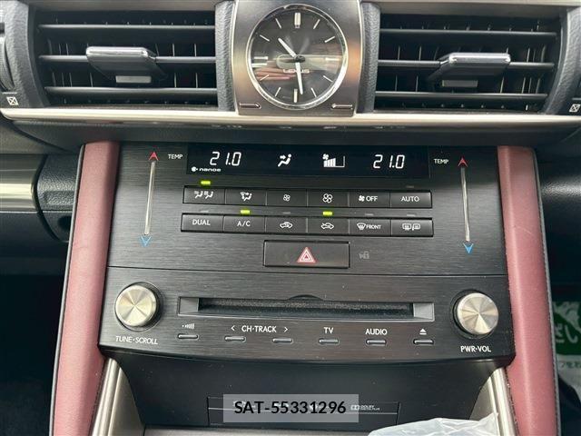 Lexus IS 2016-12 1661444-19