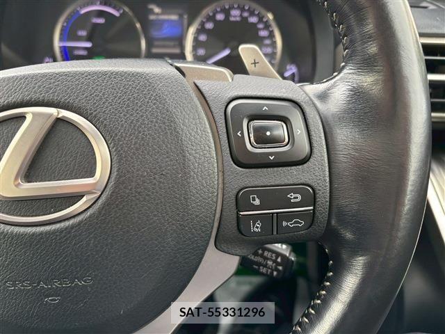 Lexus IS 2016-12 1661444-22