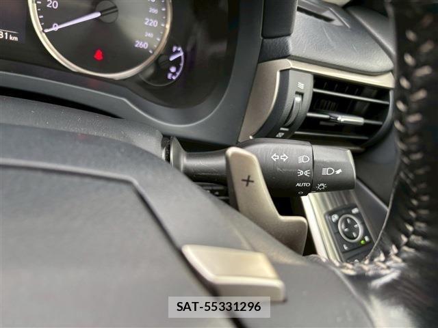 Lexus IS 2016-12 1661444-24