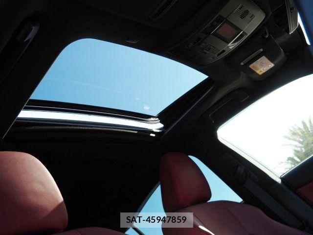 Lexus IS 2023-06 1693915-10
