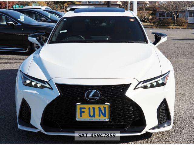 Lexus IS 2023-06 1693915-1