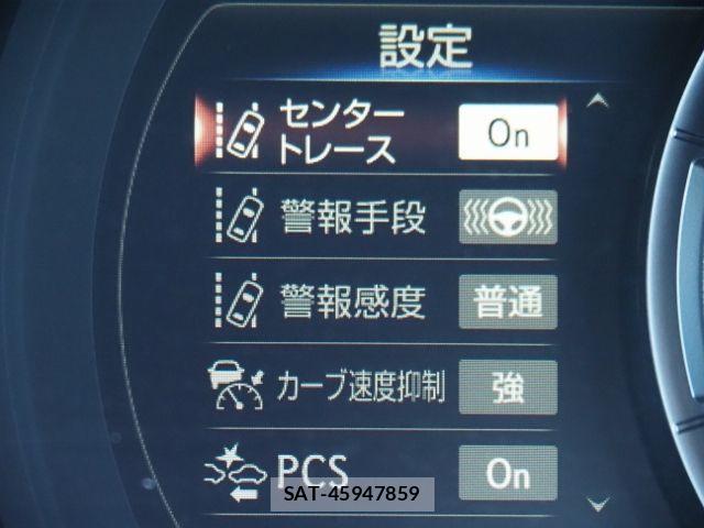 Lexus IS 2023-06 1693915-20