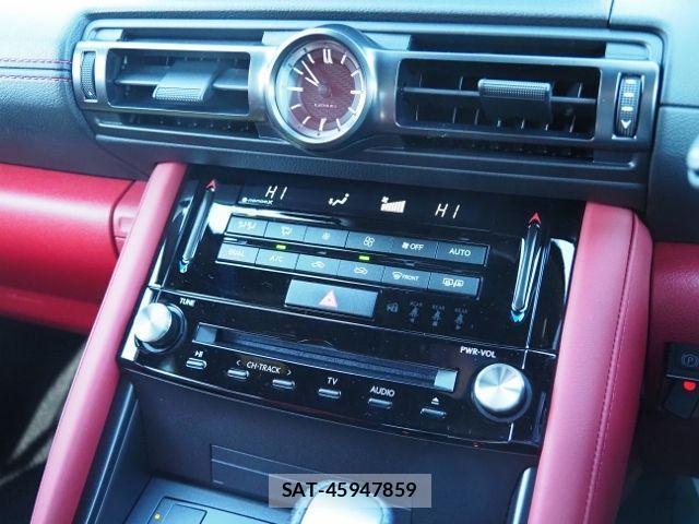 Lexus IS 2023-06 1693915-23