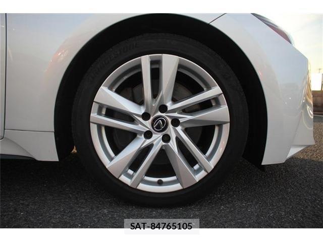 Lexus IS 2023-02 2350497-9