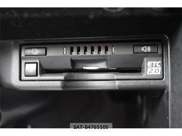 Lexus IS 2023-02 2350497-4