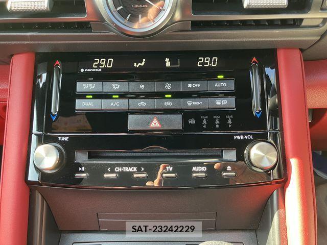Lexus IS 2024-01 2728689-16