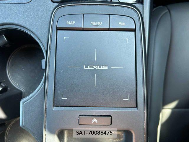 Lexus IS 2023-02 2962861-12