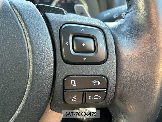 Lexus IS 2023-02 2962861-20