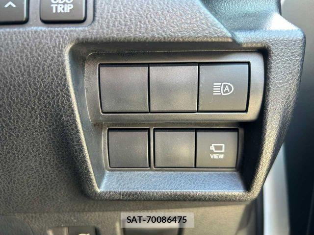 Lexus IS 2023-02 2962861-24