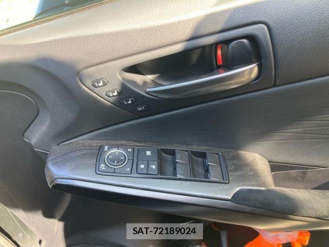 Lexus IS 2023-01 3066377-11