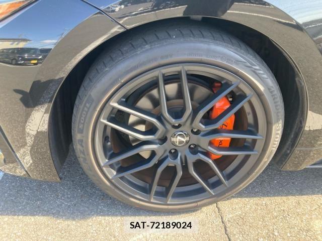 Lexus IS 2023-01 3066377-5