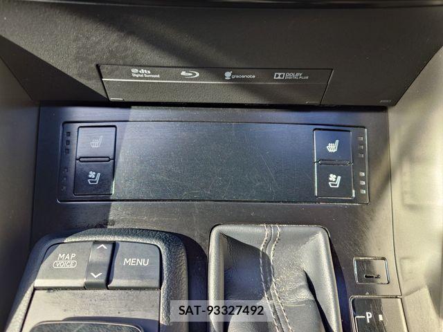 Lexus IS 2013-09 3934665-17