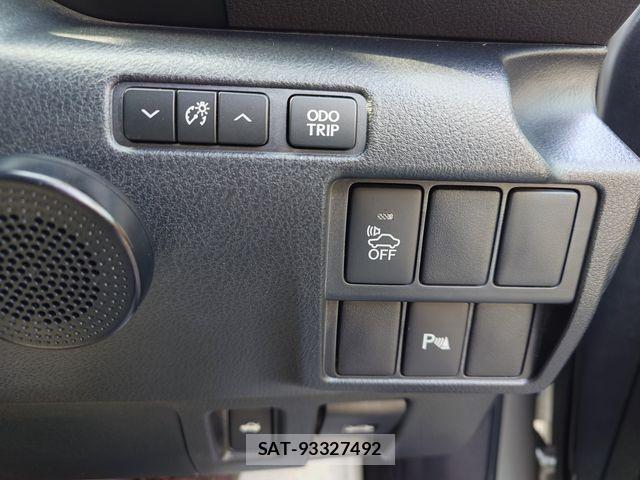 Lexus IS 2013-09 3934665-20