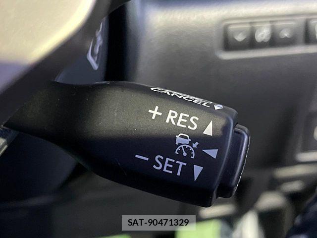 Lexus IS 2015-02 3934667-3