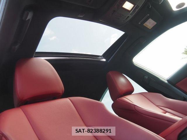 Lexus IS 2021-01 4044576-11