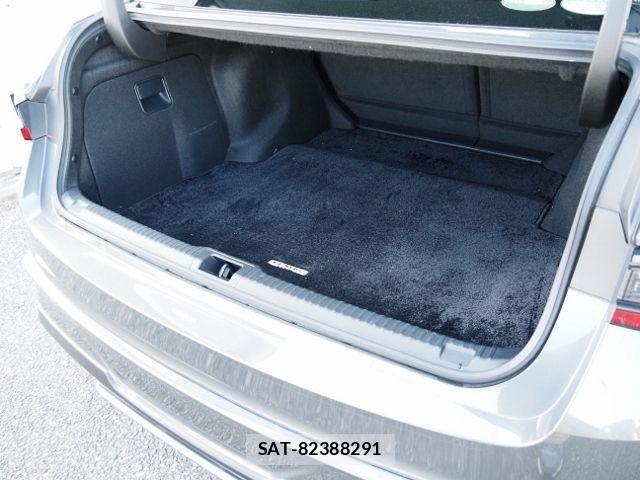 Lexus IS 2021-01 4044576-16