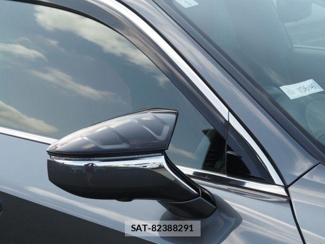 Lexus IS 2021-01 4044576-8