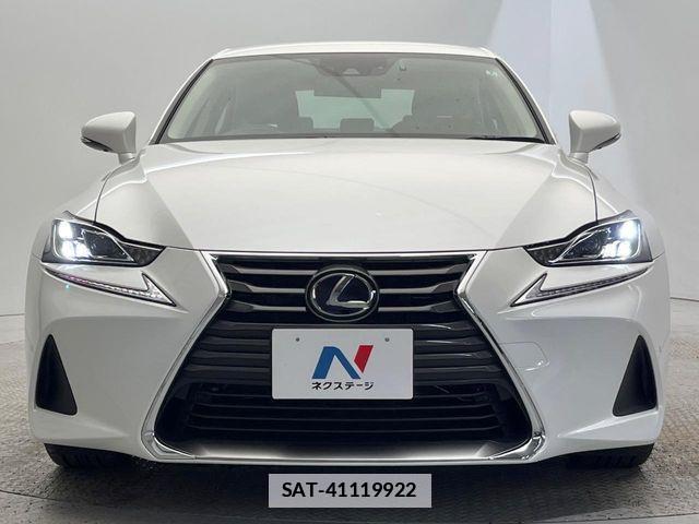 Lexus IS 2018-03 4595430-13