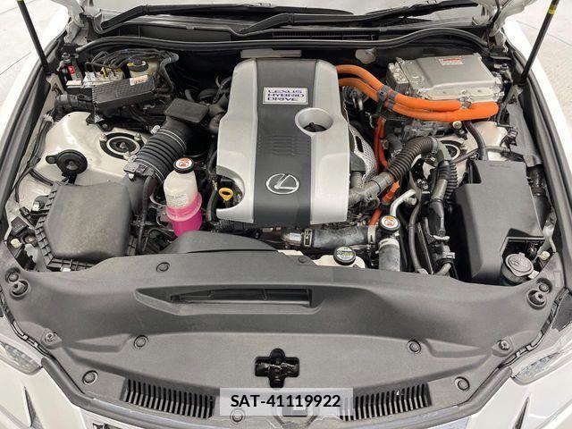 Lexus IS 2018-03 4595430-19