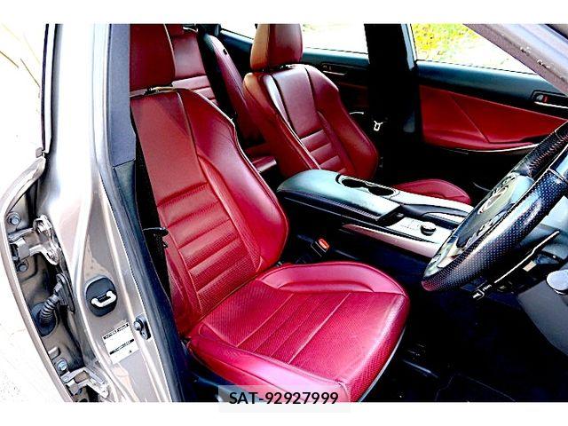 Lexus IS 2018-10 4964232-17