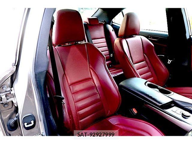Lexus IS 2018-10 4964232-20