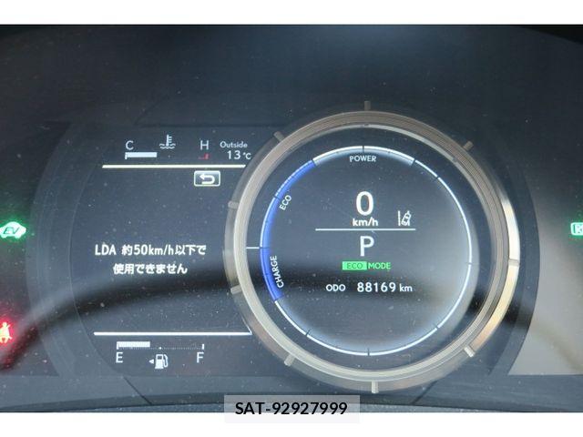 Lexus IS 2018-10 4964232-24