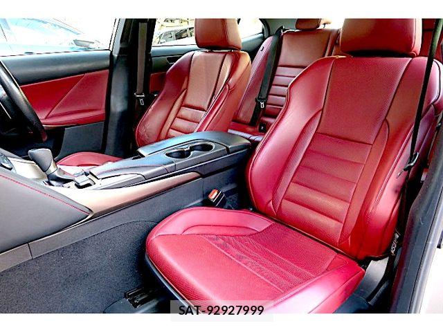 Lexus IS 2018-10 4964232-29