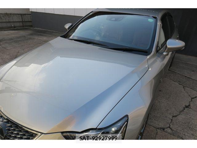 Lexus IS 2018-10 4964232-8