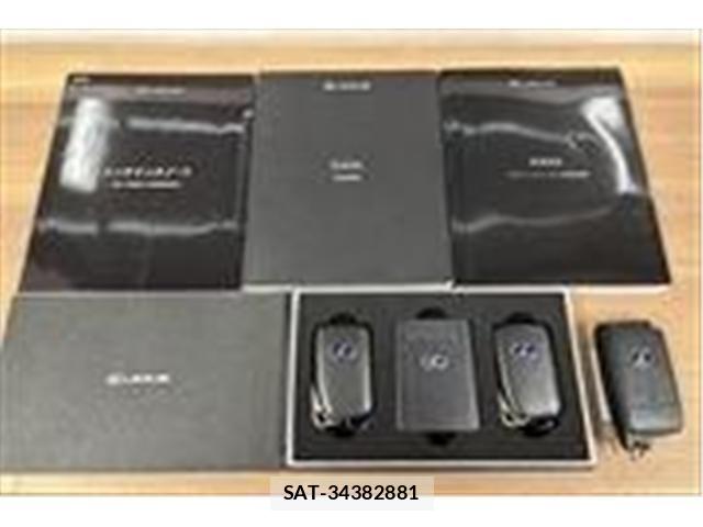 Lexus IS 2021-07 5870852-11